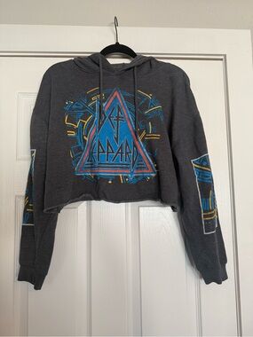 Def Leppard Cropped Charcoal Graphic Hoodie Sweatshirt